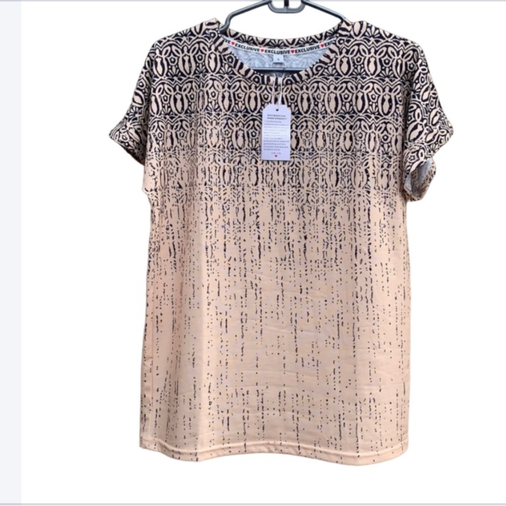 NWT Short Sleeved Tee From Amazon Size Small